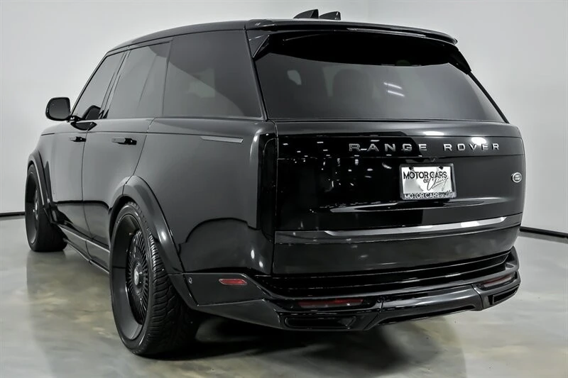 2023 Land Rover Range Rover L460 - Image 10 of 31