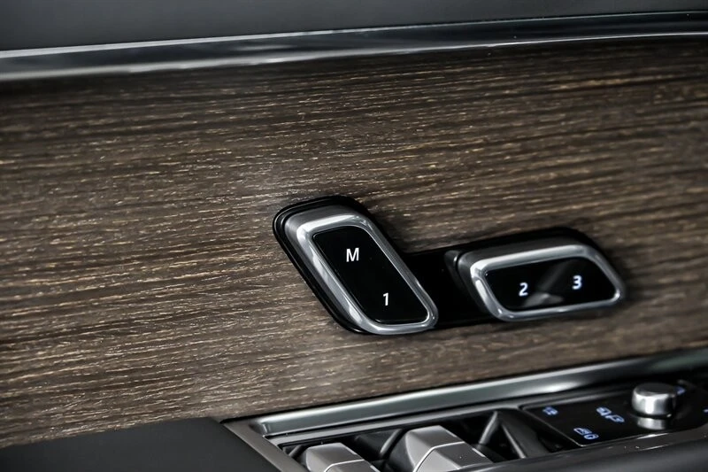 2023 Land Rover Range Rover L460 - Image 19 of 31