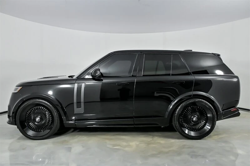 2023 Land Rover Range Rover L460 - Image 9 of 31