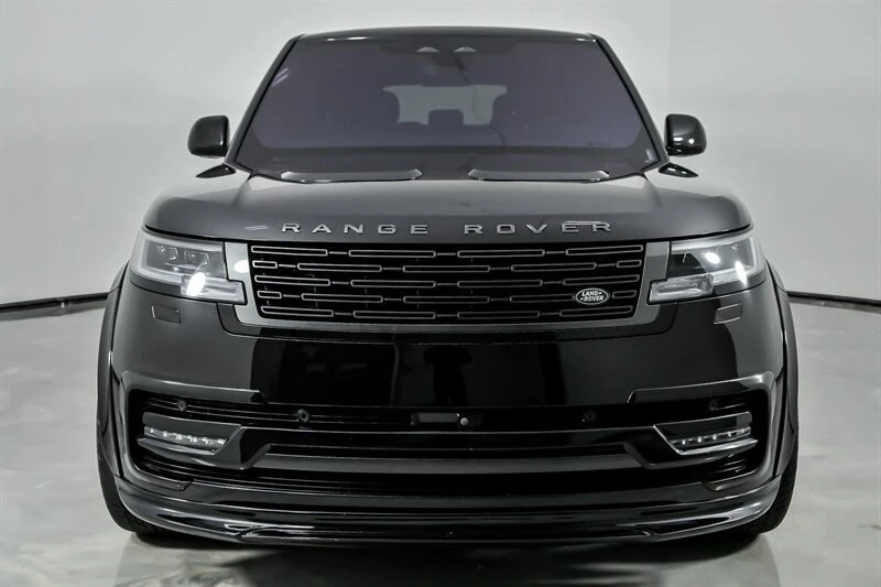 2023 Land Rover Range Rover L460 - Image 4 of 31