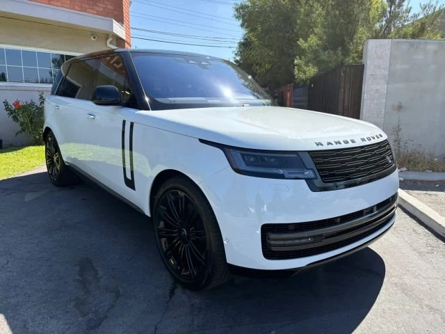 2023 Land Rover Range Rover L460 - Image 7 of 15