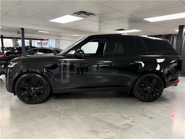2023 Land Rover Range Rover L460 - Image 2 of 20