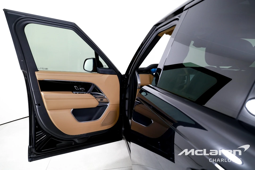 2023 Land Rover Range Rover L460 - Image 10 of 21