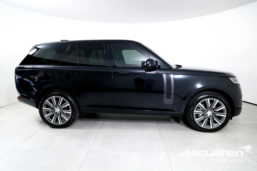 2023 Land Rover Range Rover L460 - Image 9 of 21