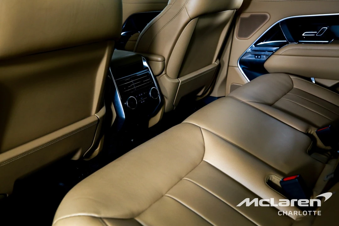 2023 Land Rover Range Rover L460 - Image 19 of 21