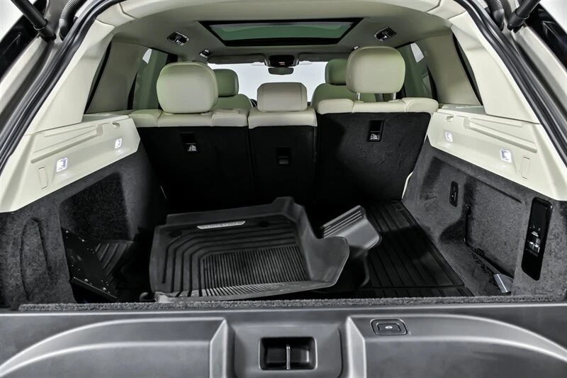 2023 Land Rover Range Rover L460 - Image 16 of 21
