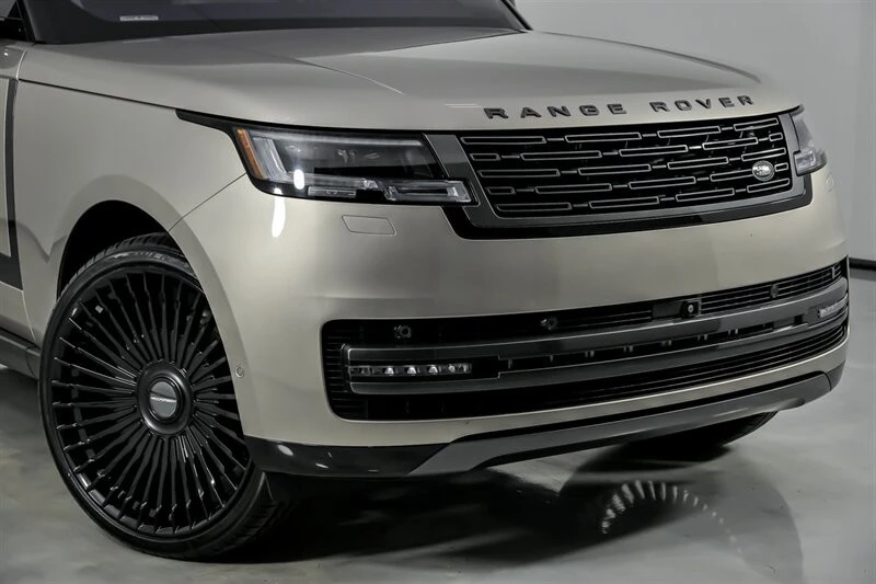 2023 Land Rover Range Rover L460 - Image 3 of 21