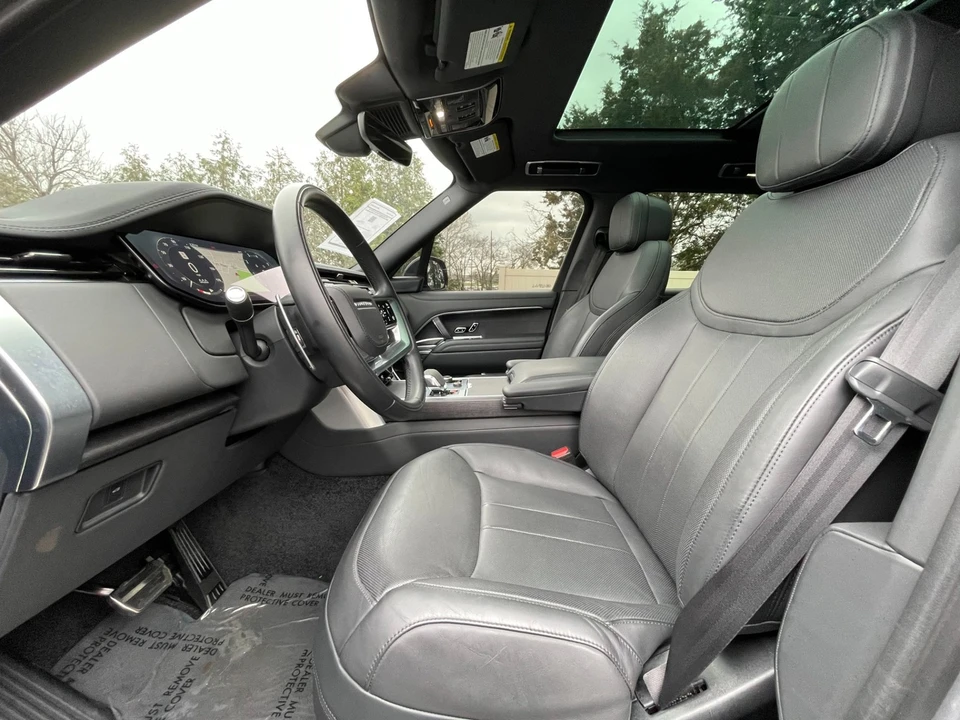 2023 Land Rover - Image 9 of 31