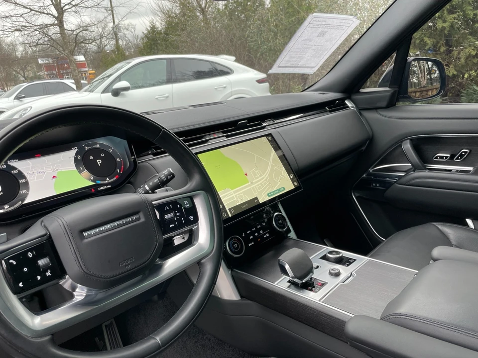 2023 Land Rover Range Rover L460 - Image 12 of 31
