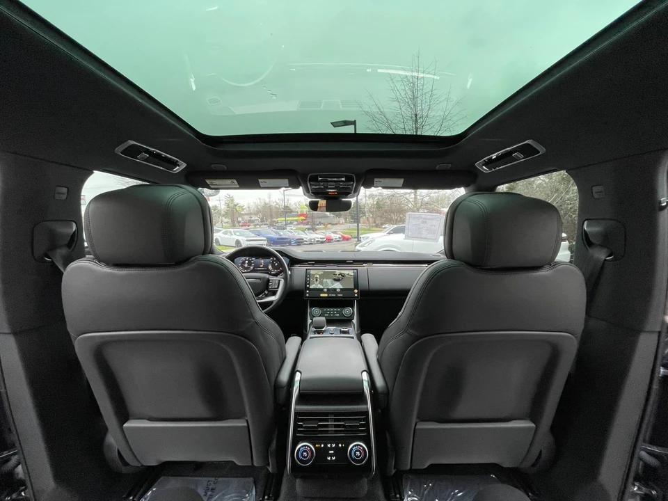 2023 Land Rover Range Rover L460 - Image 22 of 31