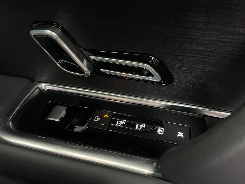 2023 Land Rover Range Rover L460 - Image 21 of 21