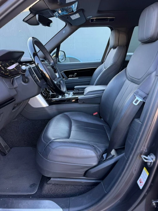 2023 Land Rover Range Rover L460 - Image 7 of 21