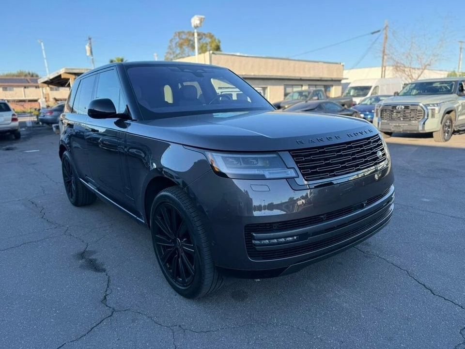 2023 Land Rover Range Rover L460 - Image 3 of 21