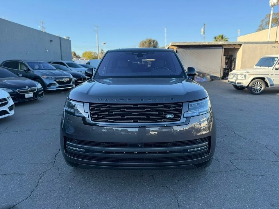 2023 Land Rover Range Rover L460 - Image 2 of 21