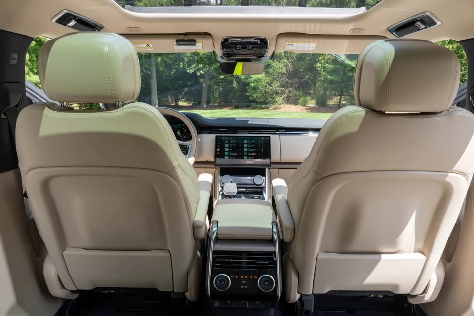 2023 Land Rover Range Rover L460 - Image 12 of 20