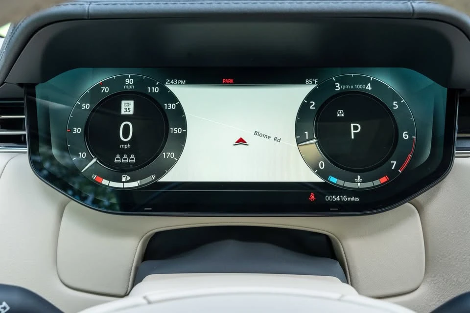 2023 Land Rover Range Rover L460 - Image 9 of 20