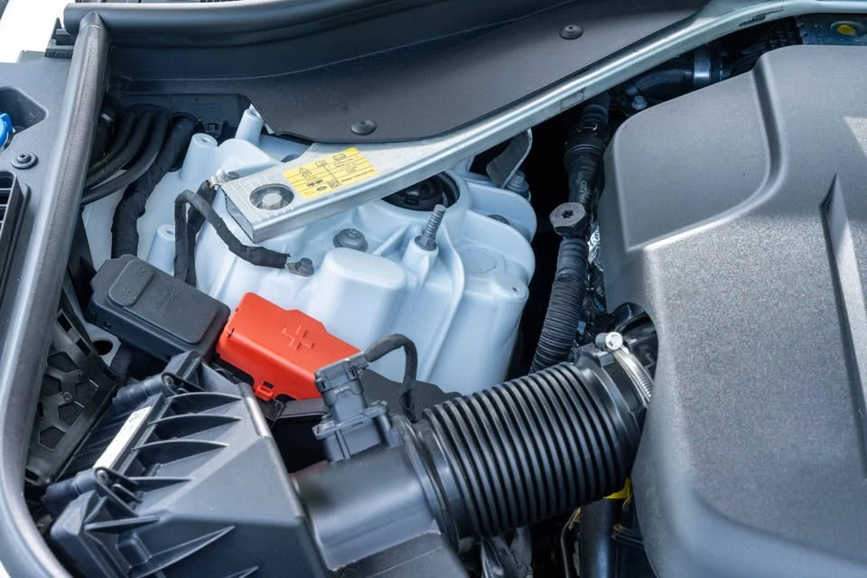 2023 Land Rover Range Rover L460 - Image 18 of 20