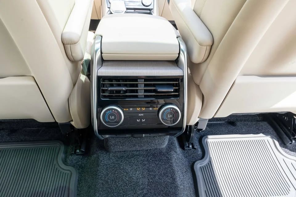 2023 Land Rover Range Rover L460 - Image 11 of 20