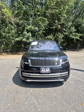 2023 Land Rover Range Rover P400 SE Sport Utility 4D