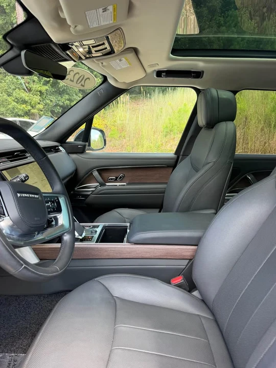 2023 Land Rover Range Rover L460 - Image 6 of 7
