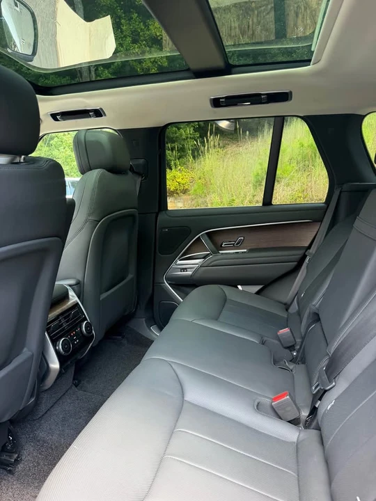 2023 Land Rover Range Rover L460 - Image 7 of 7