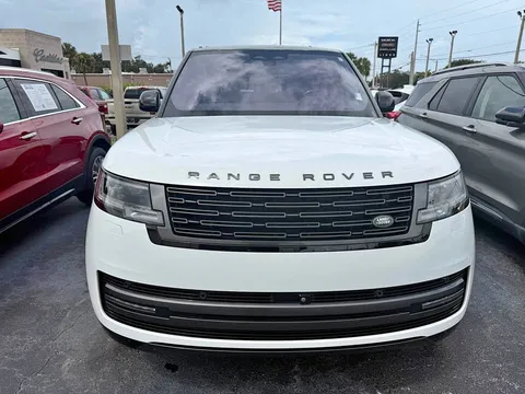 2023 Land Rover Range Rover P400 SE Sport Utility 4D