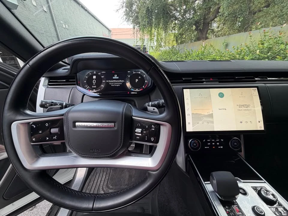 2023 Land Rover Range Rover L460 - Image 10 of 19