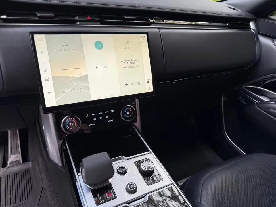 2023 Land Rover Range Rover L460 - Image 11 of 19