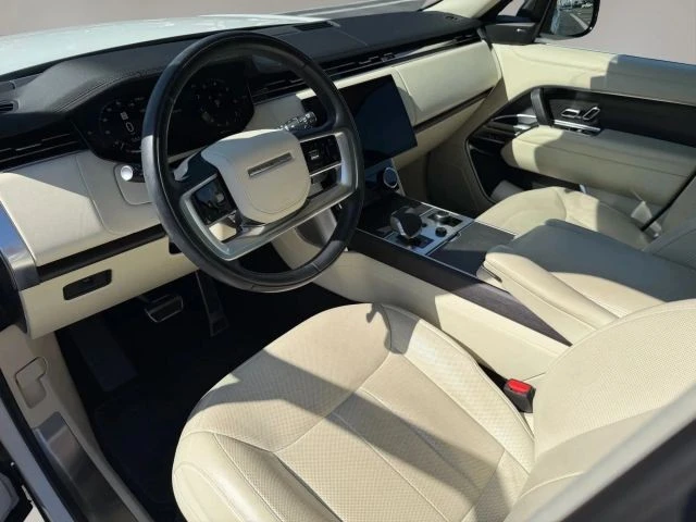 2023 Land Rover Range Rover L460 - Image 13 of 19