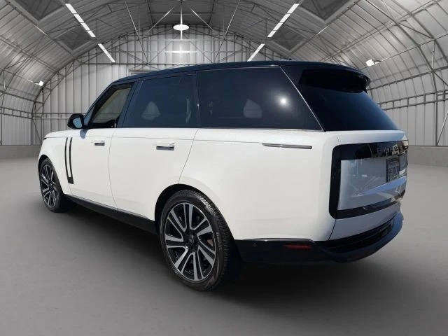 2023 Land Rover Range Rover L460 - Image 5 of 19
