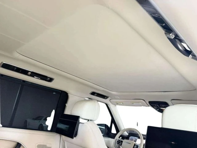 2023 Land Rover Range Rover L460 - Image 31 of 31