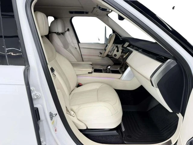 2023 Land Rover Range Rover L460 - Image 12 of 31