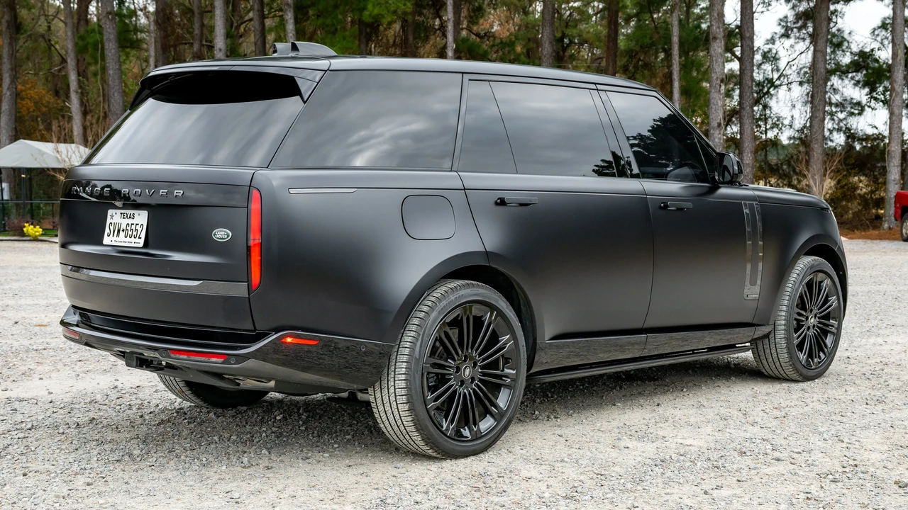2023 Land Rover Range Rover L460 - Image 7 of 31