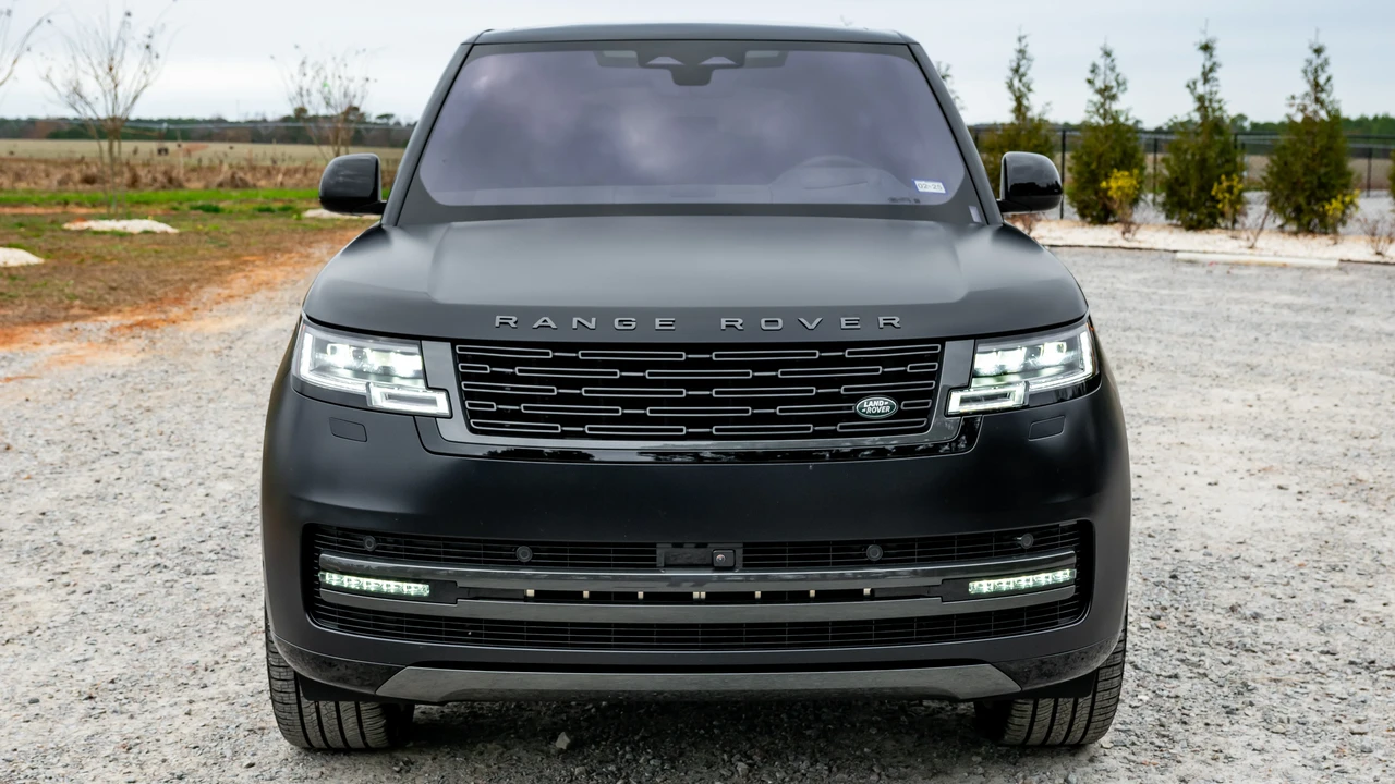 2023 Land Rover Range Rover L460 - Image 23 of 31