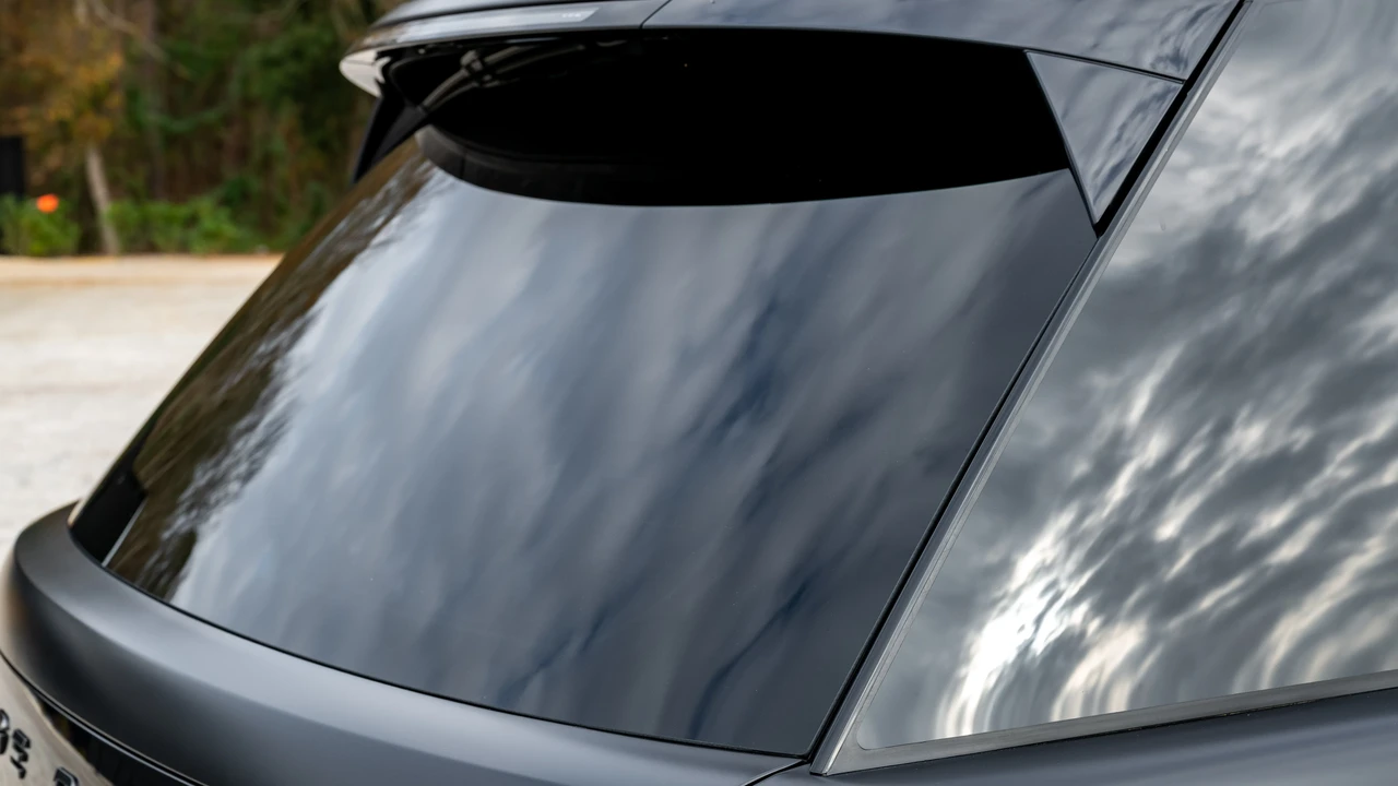 2023 Land Rover Range Rover L460 - Image 26 of 31