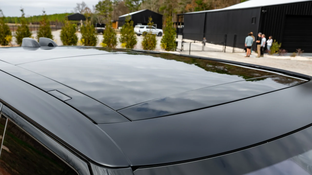 2023 Land Rover Range Rover L460 - Image 31 of 31