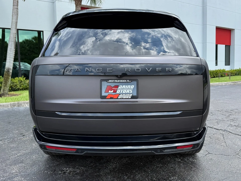 2023 Land Rover Range Rover L460 - Image 19 of 31