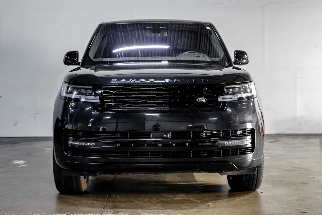 2023 Land Rover Range Rover L460 - Image 7 of 31
