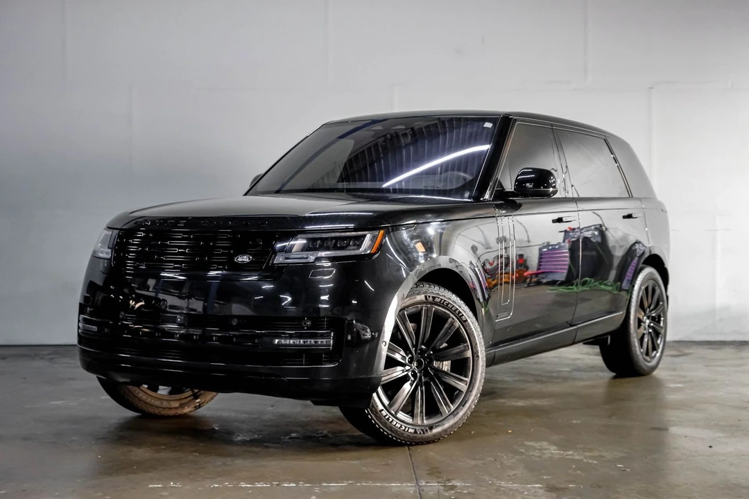 2023 Land Rover Range Rover L460 - Image 8 of 21