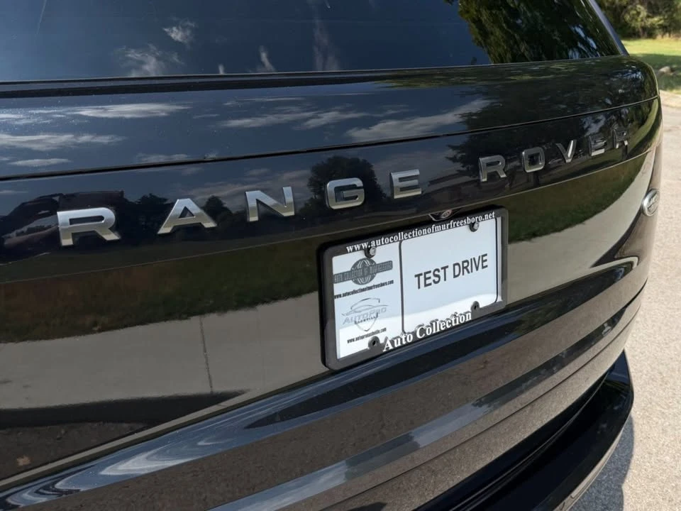 2023 Land Rover Range Rover L460 - Image 14 of 18