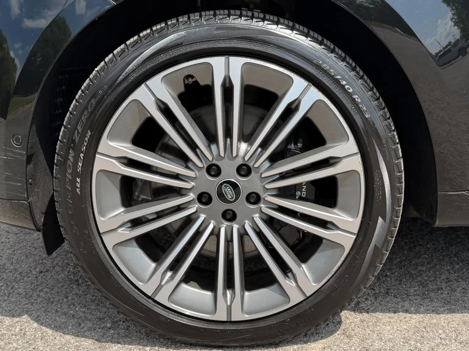 2023 Land Rover Range Rover L460 - Image 10 of 18