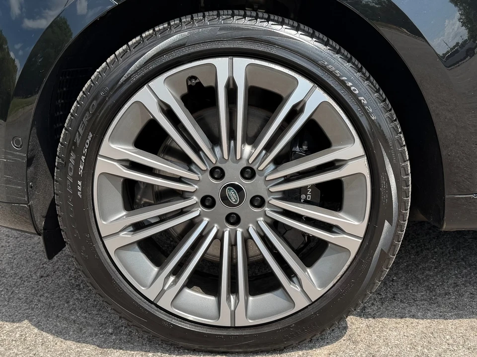 2023 Land Rover Range Rover L460 - Image 10 of 18