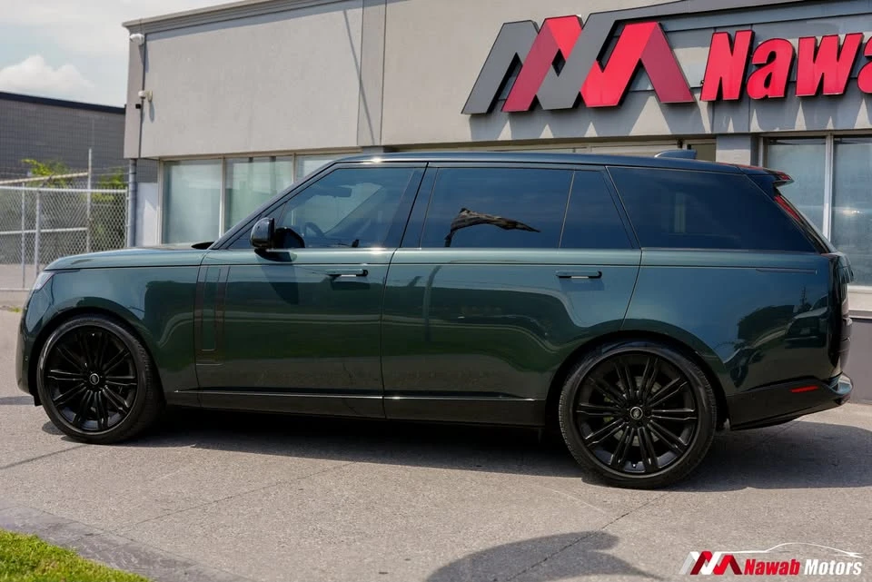 2023 Land Rover Range Rover L460 - Image 3 of 8
