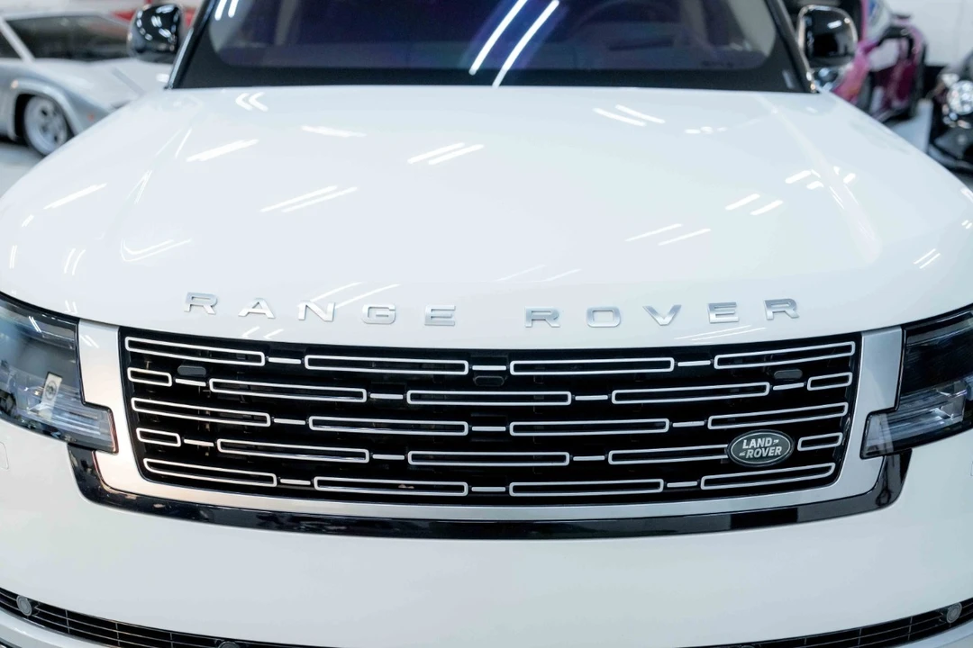 2023 Land Rover Range Rover L460 - Image 13 of 21