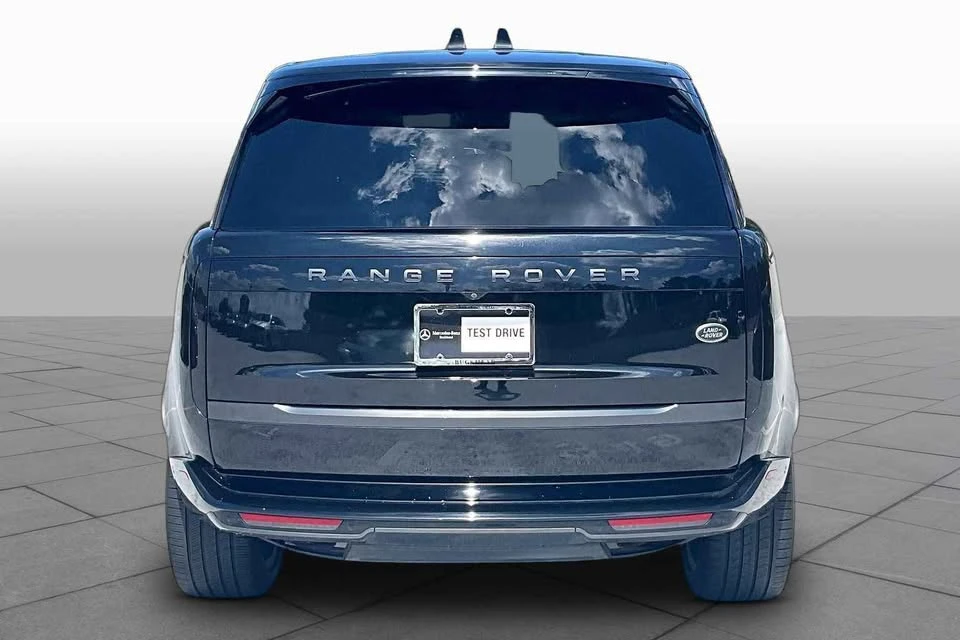 2023 Land Rover Range Rover L460 - Image 4 of 15