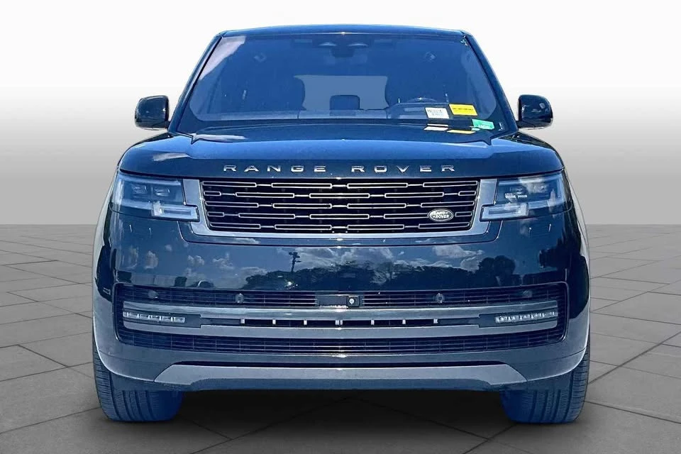 2023 Land Rover Range Rover L460 - Image 3 of 15