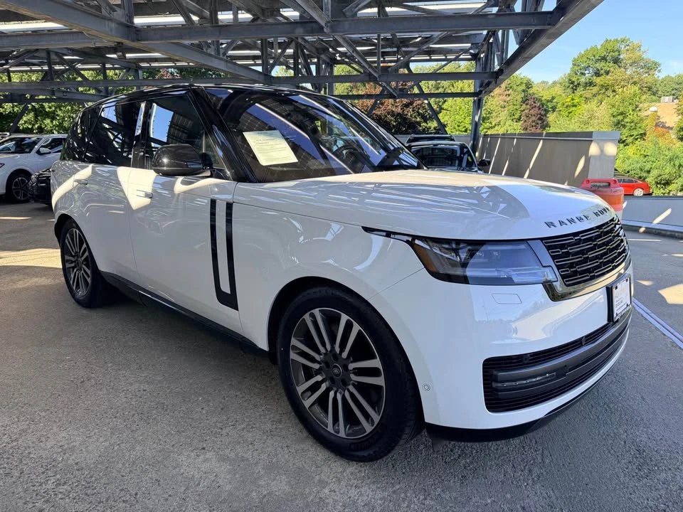 2023 Land Rover Range Rover L460 - Image 7 of 15