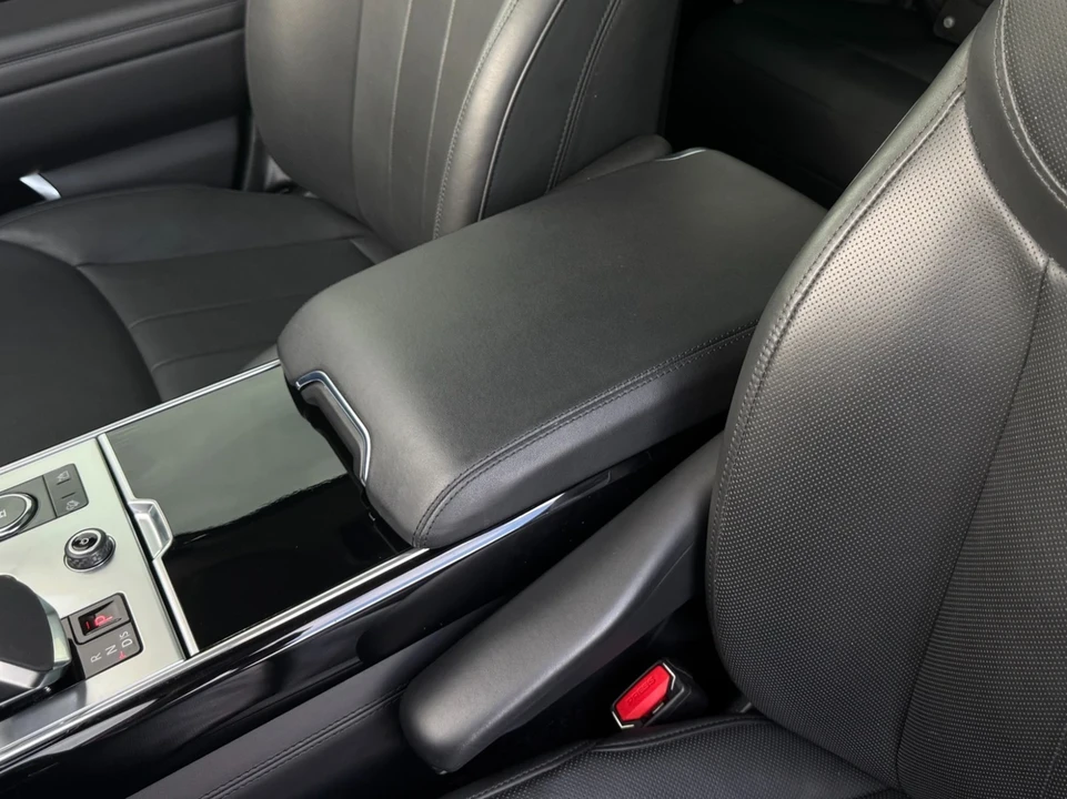 2023 Land Rover Range Rover L460 - Image 13 of 21