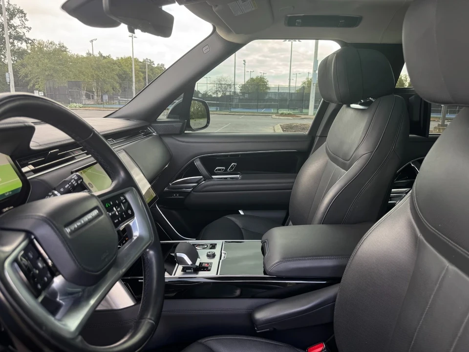 2023 Land Rover Range Rover L460 - Image 19 of 21