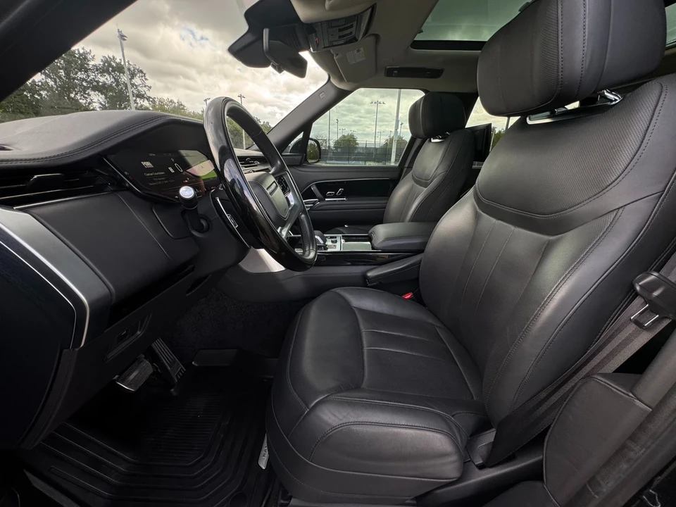 2023 Land Rover Range Rover L460 - Image 9 of 12